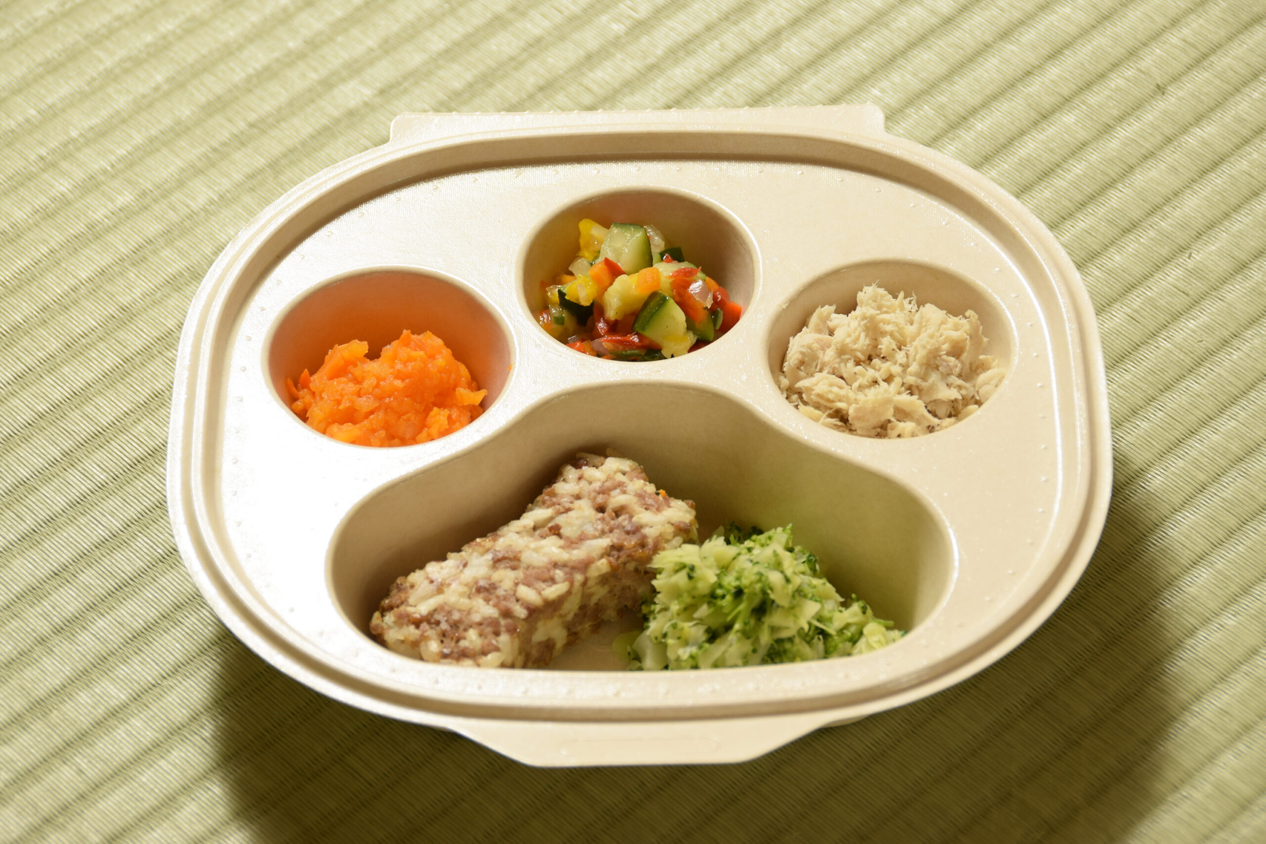 【わんちゃんとディナーを】わんちゃんルームお部屋食プランが登場！